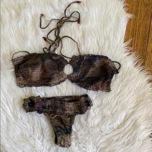 Indah Bikini